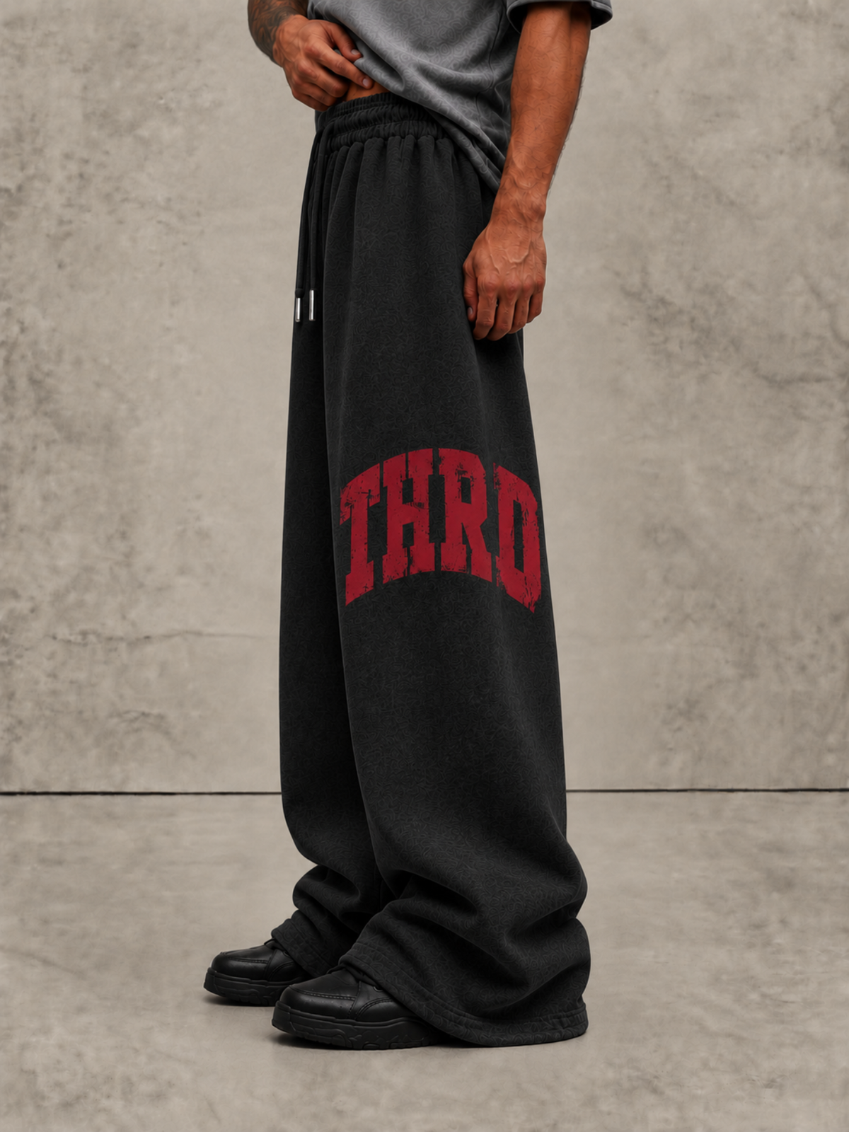 THRD CULT VARSITY SWEATPANTS - BLACK